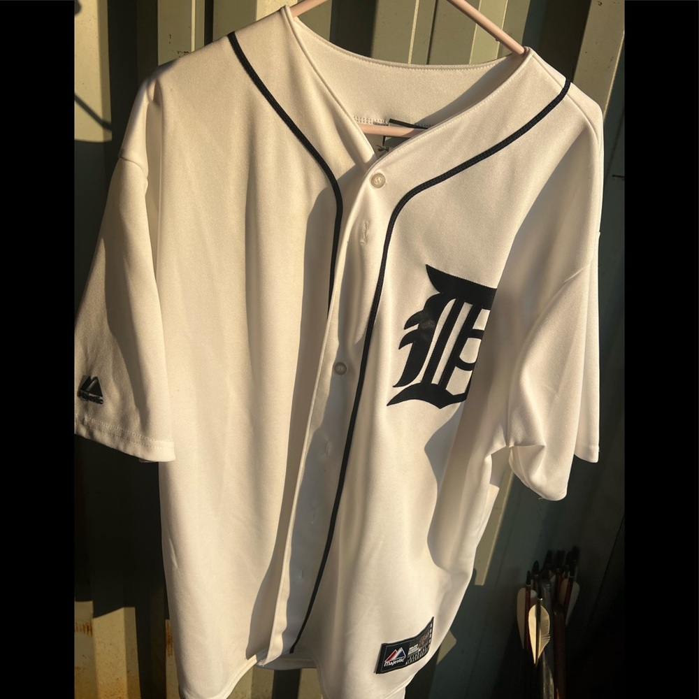 Detroit Tigers Fielder Jersey Like new condition Mens XL